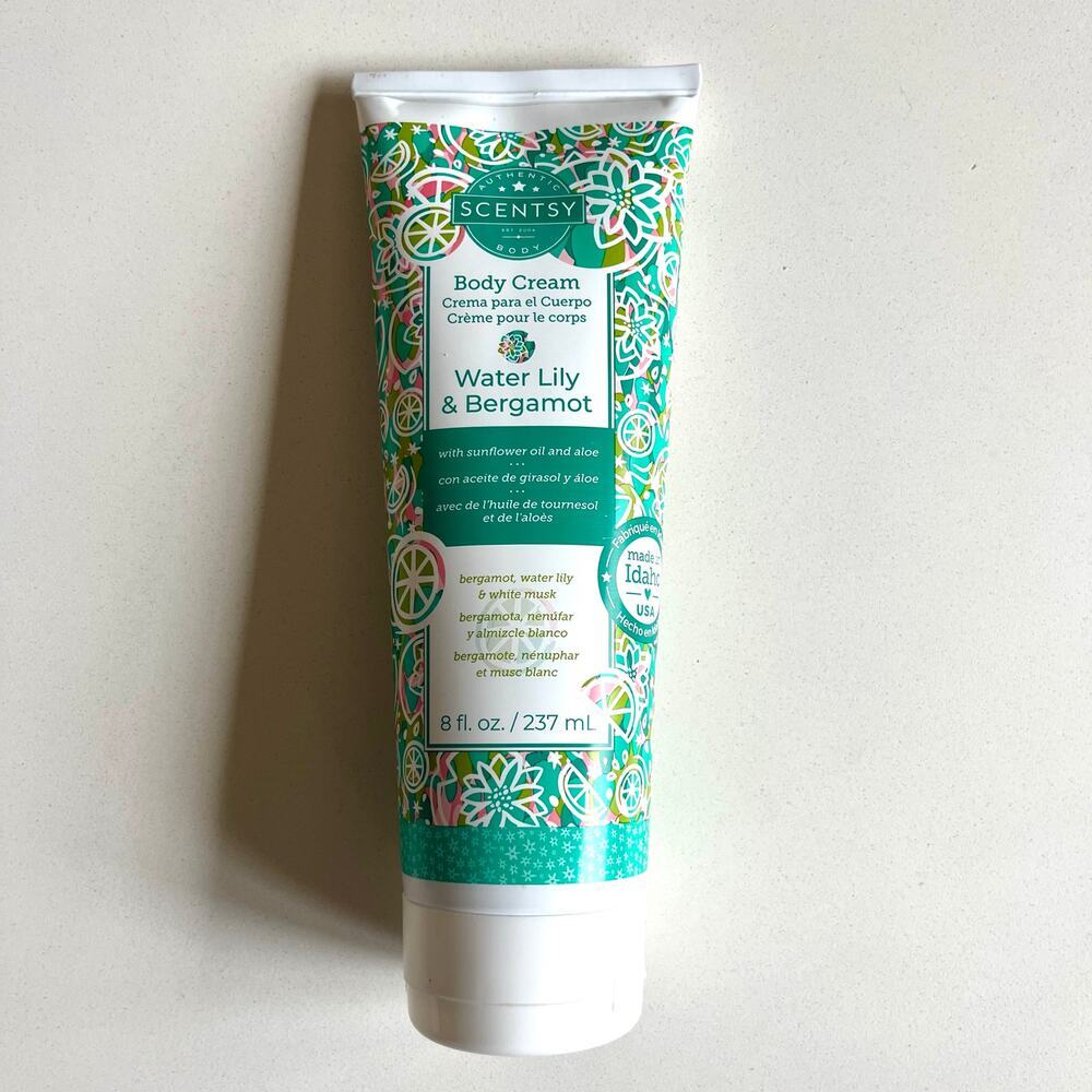 SCENTSY Body Cream, Water Lily & Bergamot